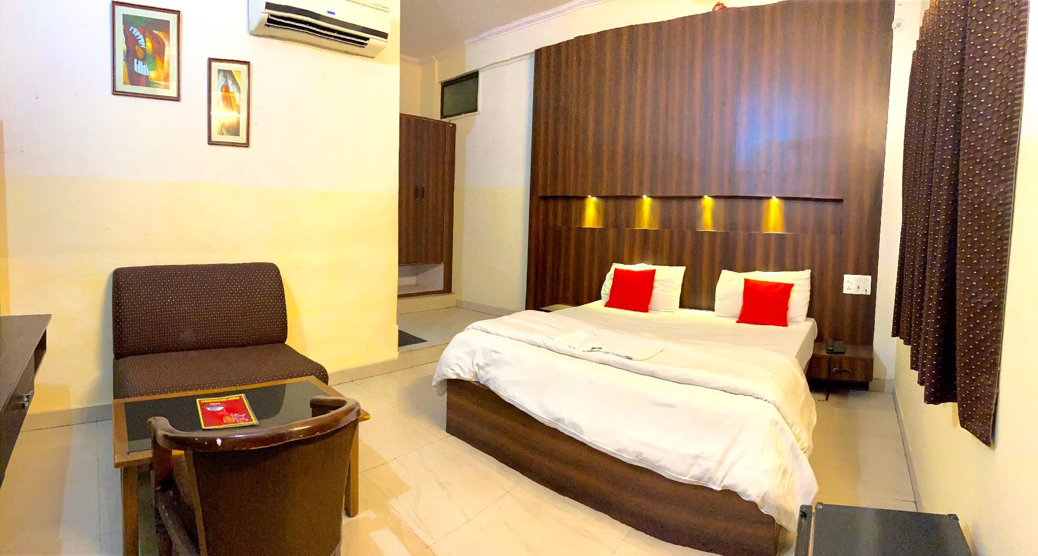 hotel photo