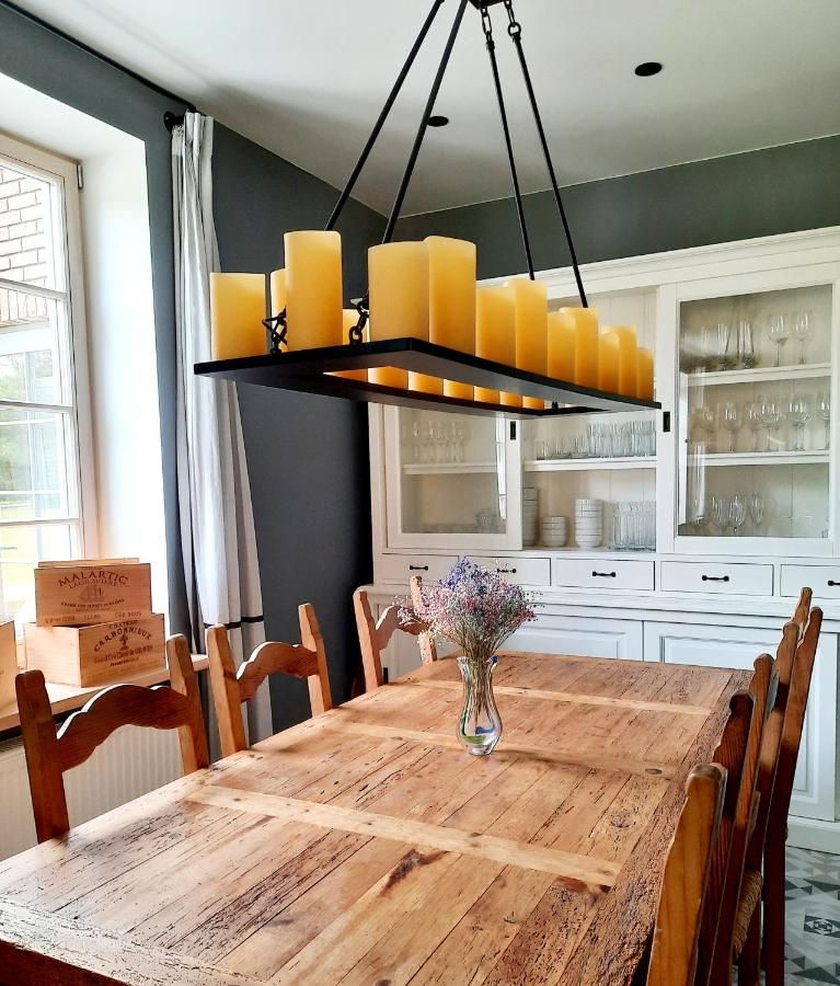 Lake & Library boutique Hotel