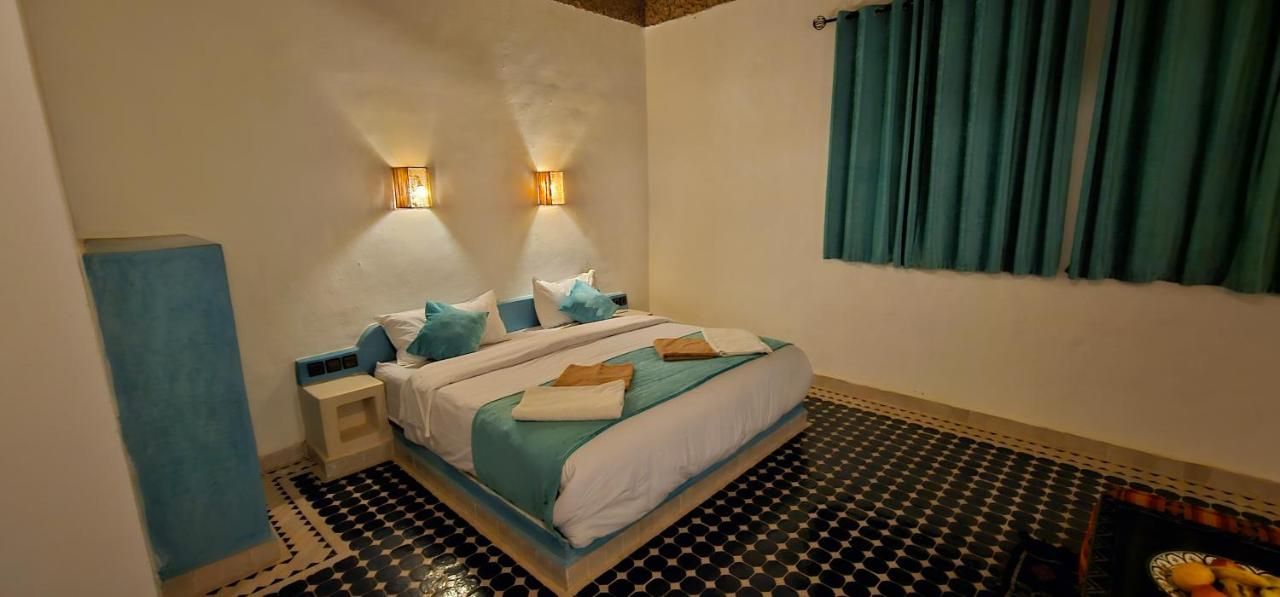 Traditional Riad Merzouga Dunes