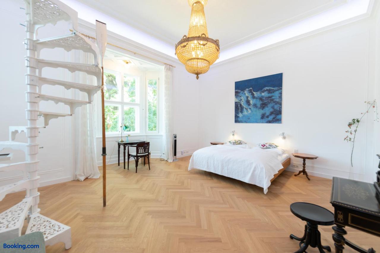 booking-555360-428386995-890515 Schloss Schönau