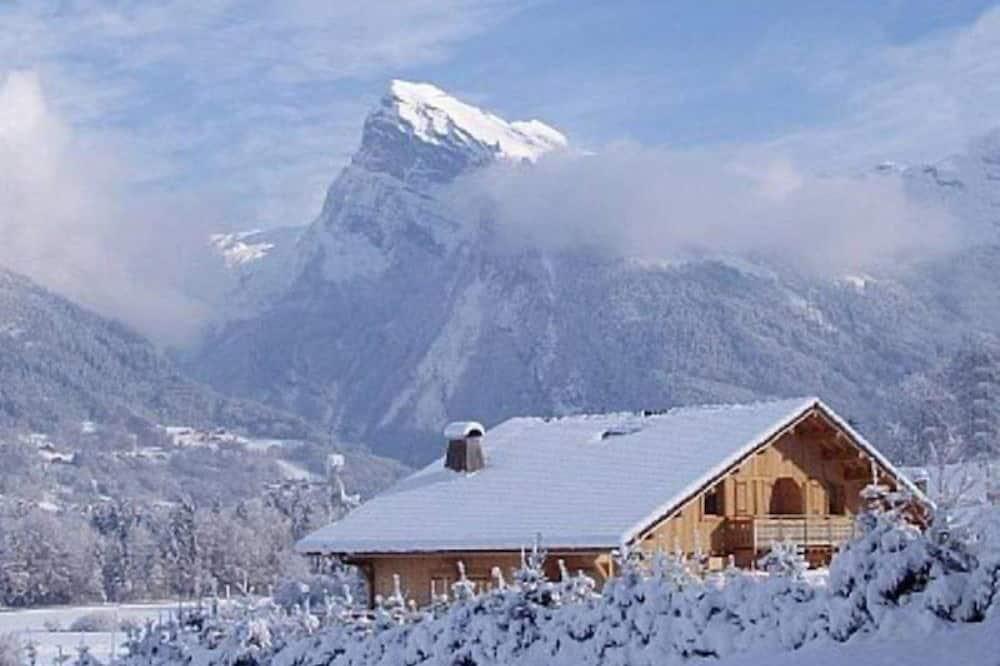 Large charming chalet in samoens, private pool, 3 mns from Grand Massif ski lif Rhône-Alpes - Samoëns visuel 3/5 Large charming chalet in samoens, private pool, 3 mns from Grand Massif ski lif Rhône-Alpes - Samoëns visuel 3/5