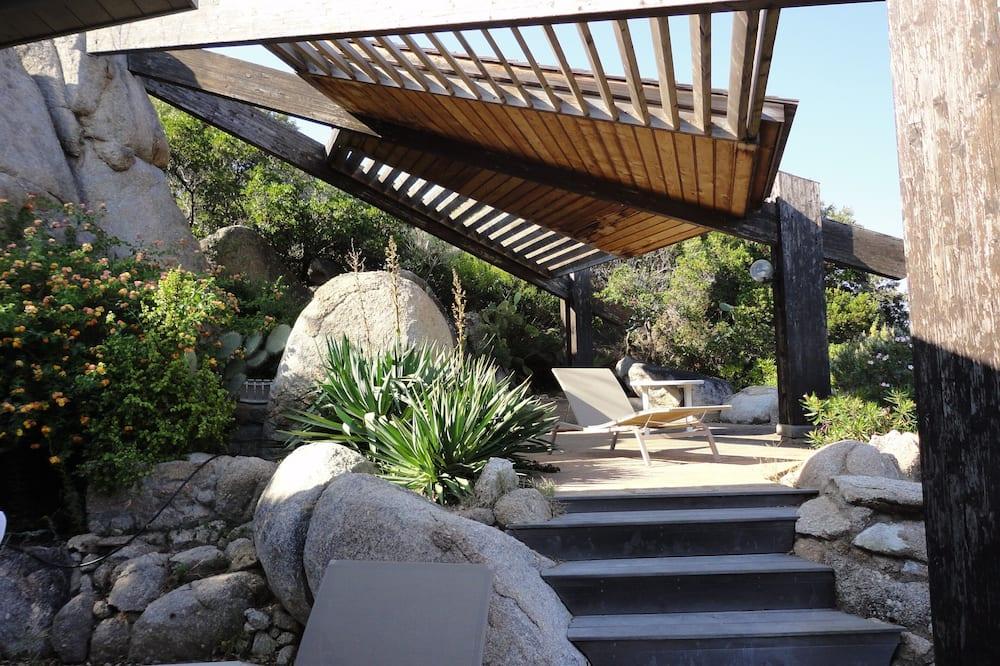 Sea View Villa Near The Beach Calalonga, Bonifacio, South Corsica Corsica - Bonifatius visuel 4/5 Sea View Villa Near The Beach Calalonga, Bonifacio, South Corsica Corsica - Bonifatius visuel 4/5