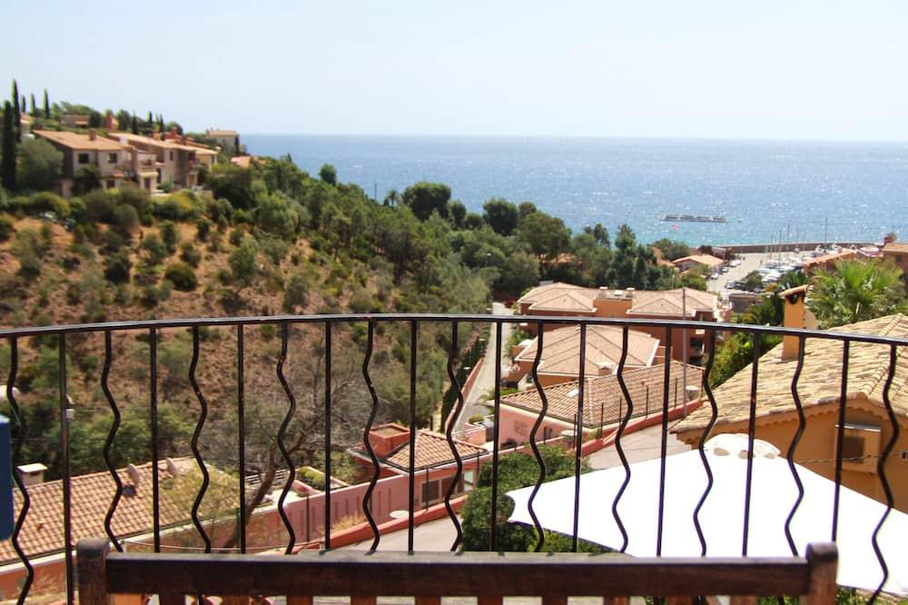 Close to Cannes, quiet, swimming pool with water horizon, unrestricted view of the sea Provence-Alpes-Côte d'Azur - Théoule-sur-Mer visuel 5/5 Close to Cannes, quiet, swimming pool with water horizon, unrestricted view of the sea Provence-Alpes-Côte d'Azur - Théoule-sur-Mer visuel 5/5