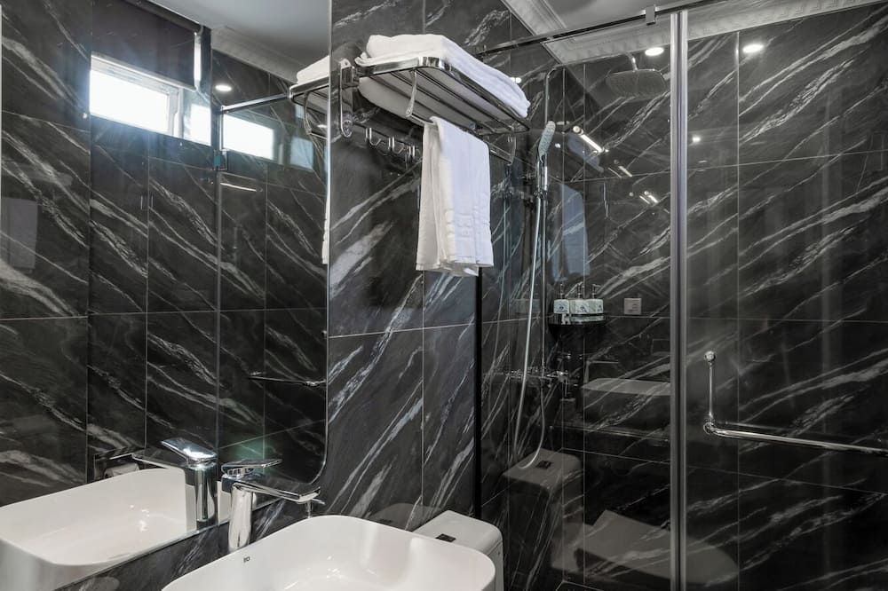 Beryl Signature Hanoi Hotel