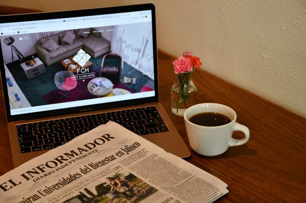 FCH Hotel Expo Adults only