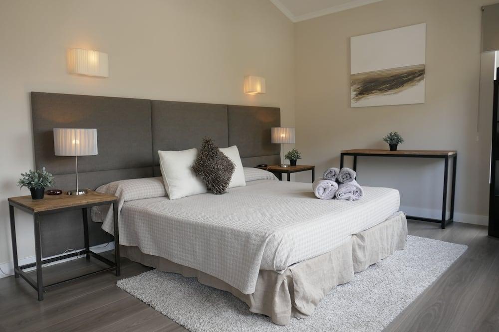 Villa Vista, Breathtaking Sea Views, Stylish , Refurbished Peaceful Location Costa Dorada - Sitges visuel 3/5 Villa Vista, Breathtaking Sea Views, Stylish , Refurbished Peaceful Location Costa Dorada - Sitges visuel 3/5