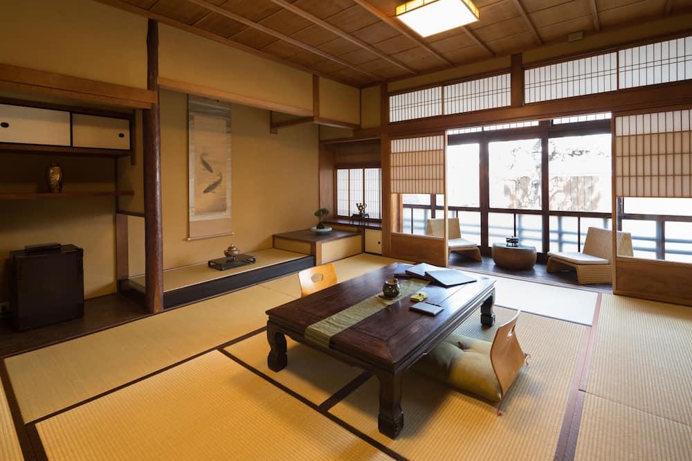 expedia_group-2570452-71b454-131707 Nazuna Kyoto Nijo-tei