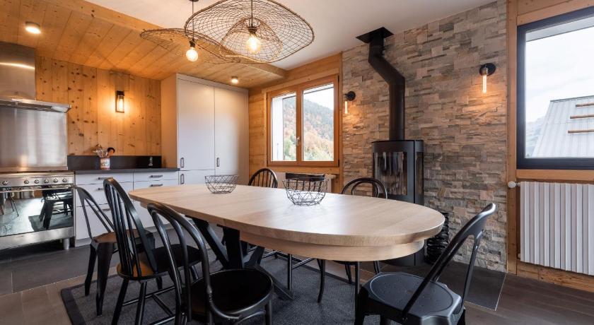 Chalet Lanfiam 14 personnes Rhône-Alpes - Saint-Jean-de-Sixt visuel 2/5 Chalet Lanfiam 14 personnes Rhône-Alpes - Saint-Jean-de-Sixt visuel 2/5