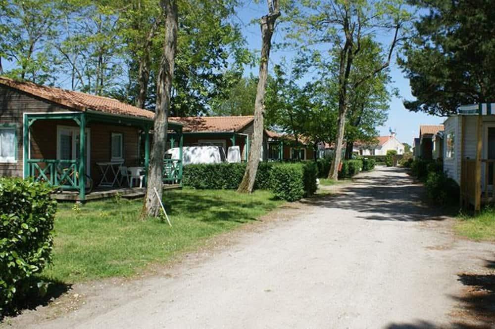 Empl 4 Chalet 4 6 People - Pays de Loire - Saint-Hilaire-de-Riez visuel 2/5 Empl 4 Chalet 4 6 People - Pays de Loire - Saint-Hilaire-de-Riez visuel 2/5