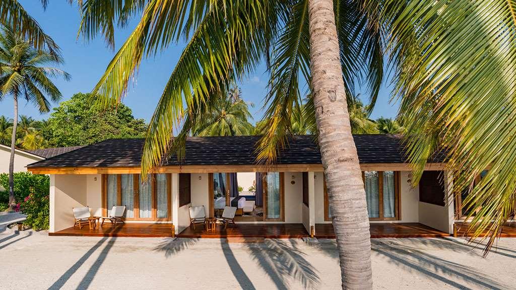 ice-1070009250-103445840-916692 Fiyavalhu Resort Maldives
