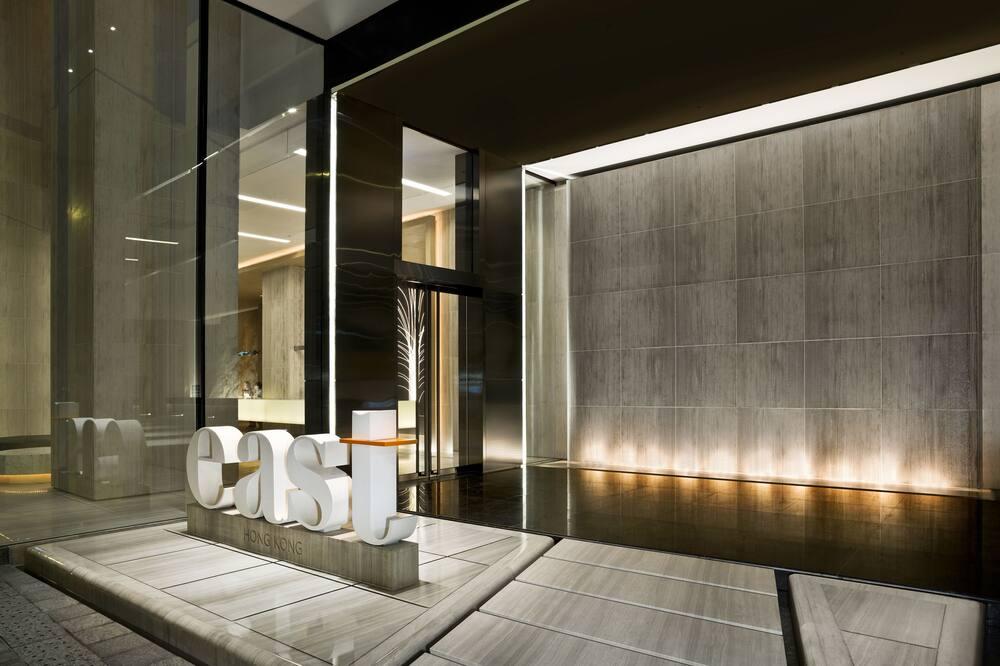 expediav2-319836-4045b7-377354 EAST, Hong Kong