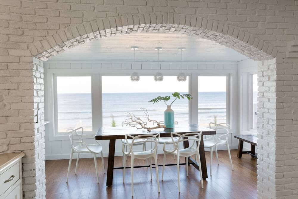 Blue - Inn On The Beach