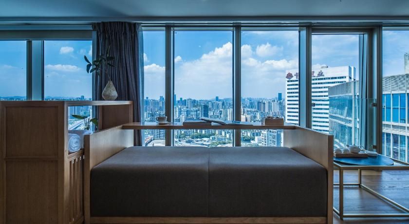 Bai Yun Qin She Boutique