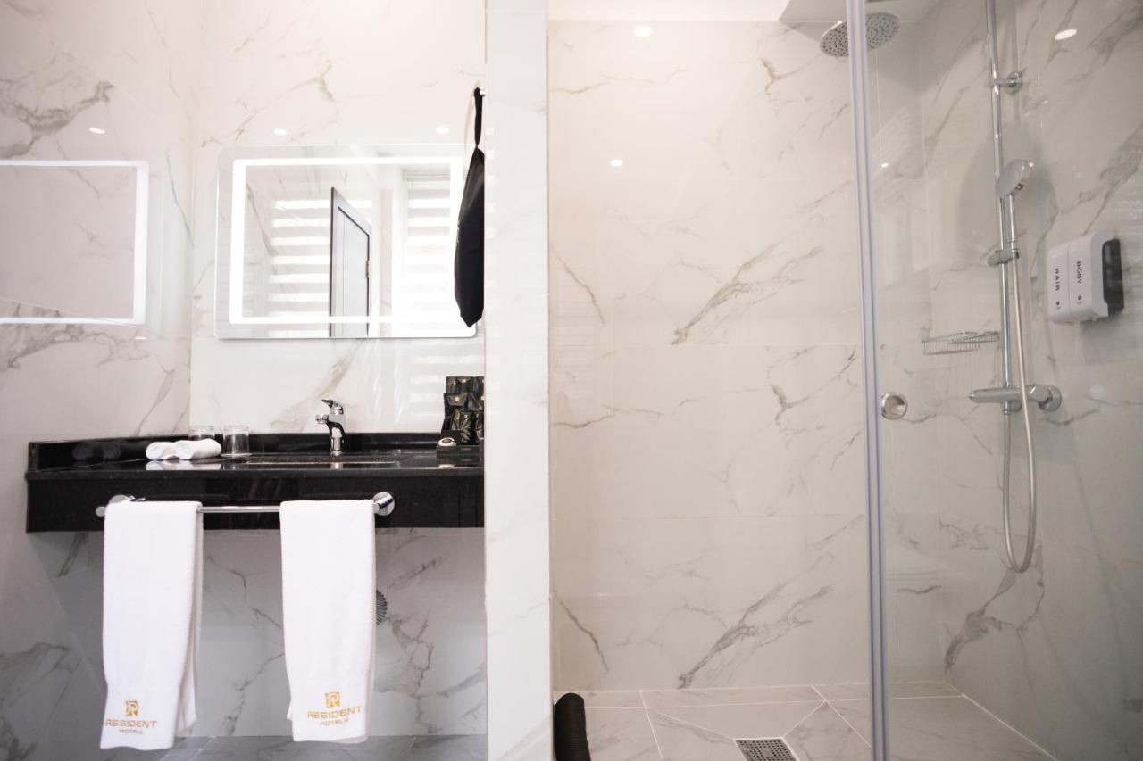 Resident Hotel Kazybek Bi