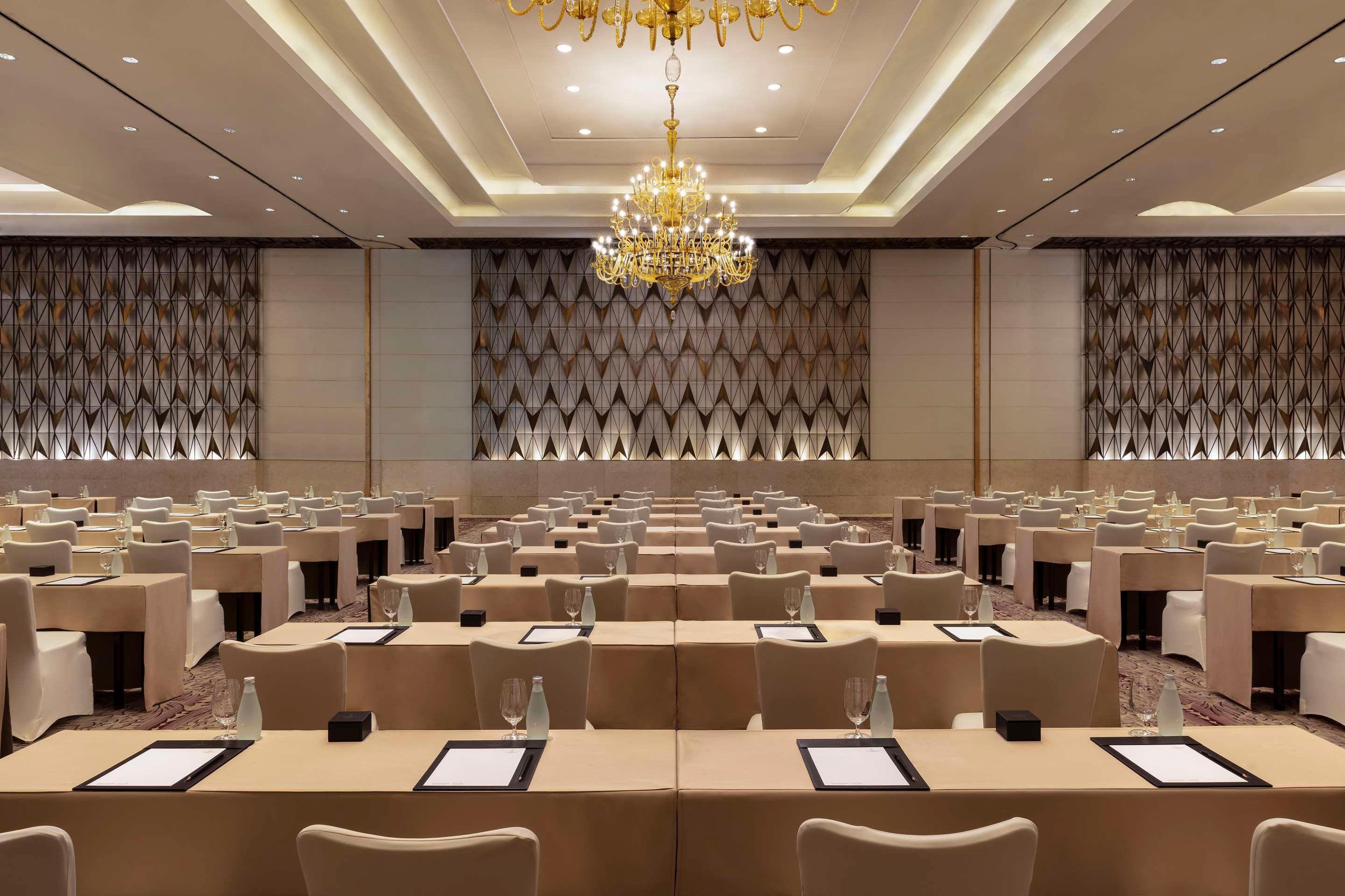 ice-339730-fbcfc0-460652 Siam Kempinski Hotel Bangkok