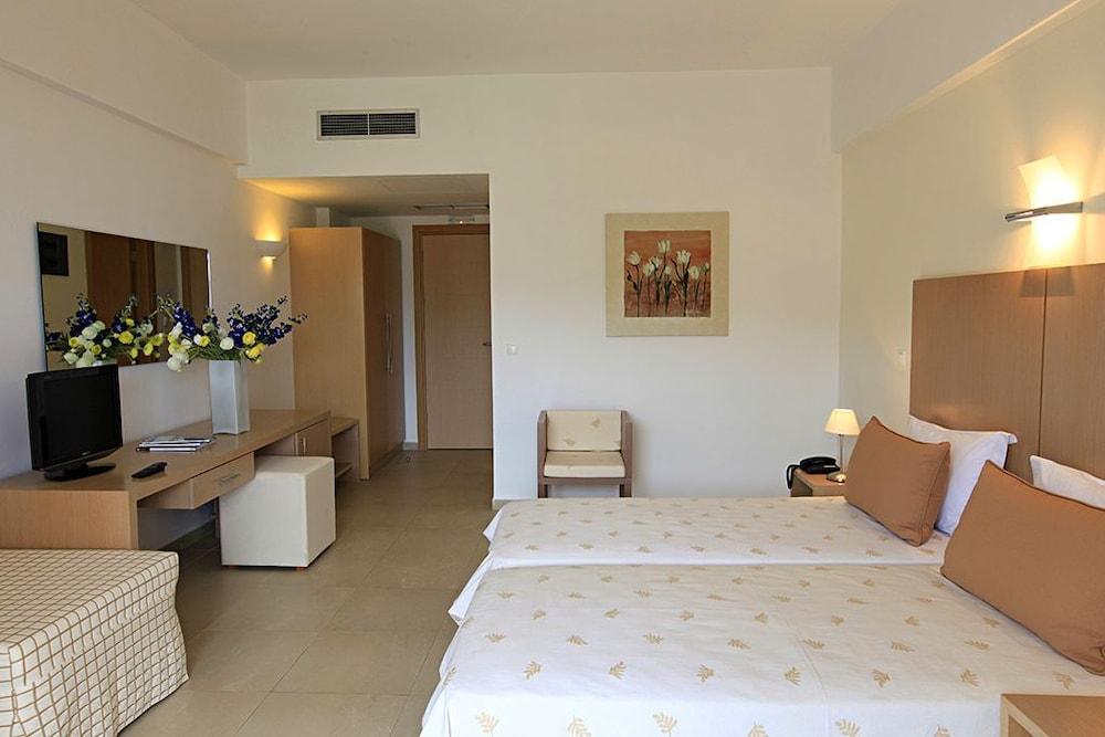 sembo-332359-6364cd-916065 Kythea Resort