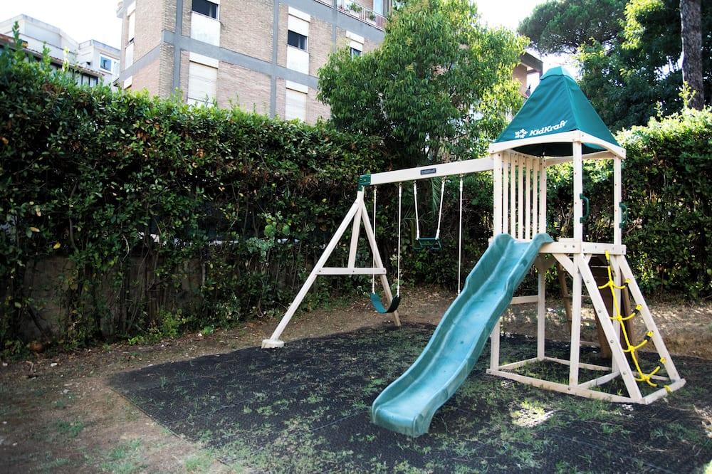 Massimi City Garden Hotel
