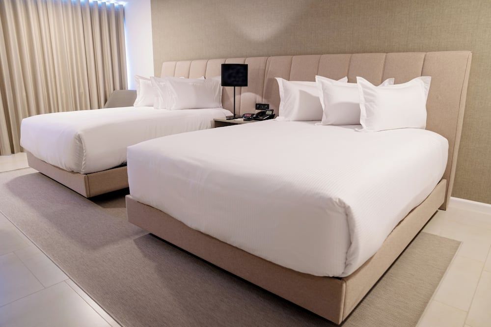 Eurobuilding Tama San Cristobal