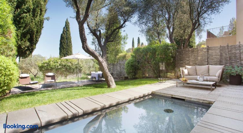 booking-547010-146709602-359031 MUSE Saint-Tropez