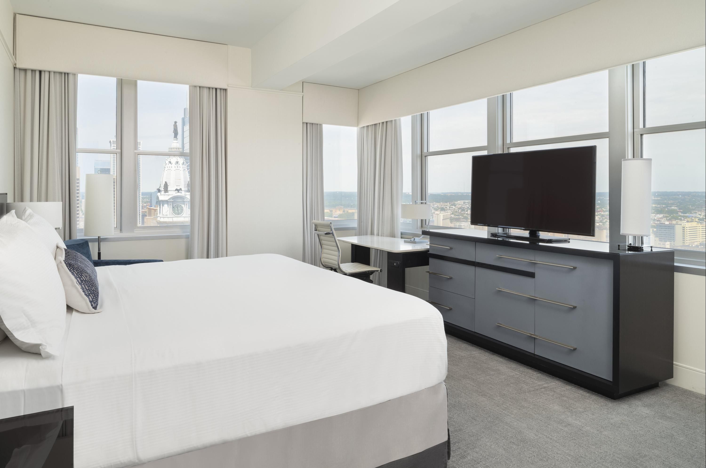 Loews Philadelphia Hotel 116 (̶2̶5̶6̶). Philadelphia Hotel Deals