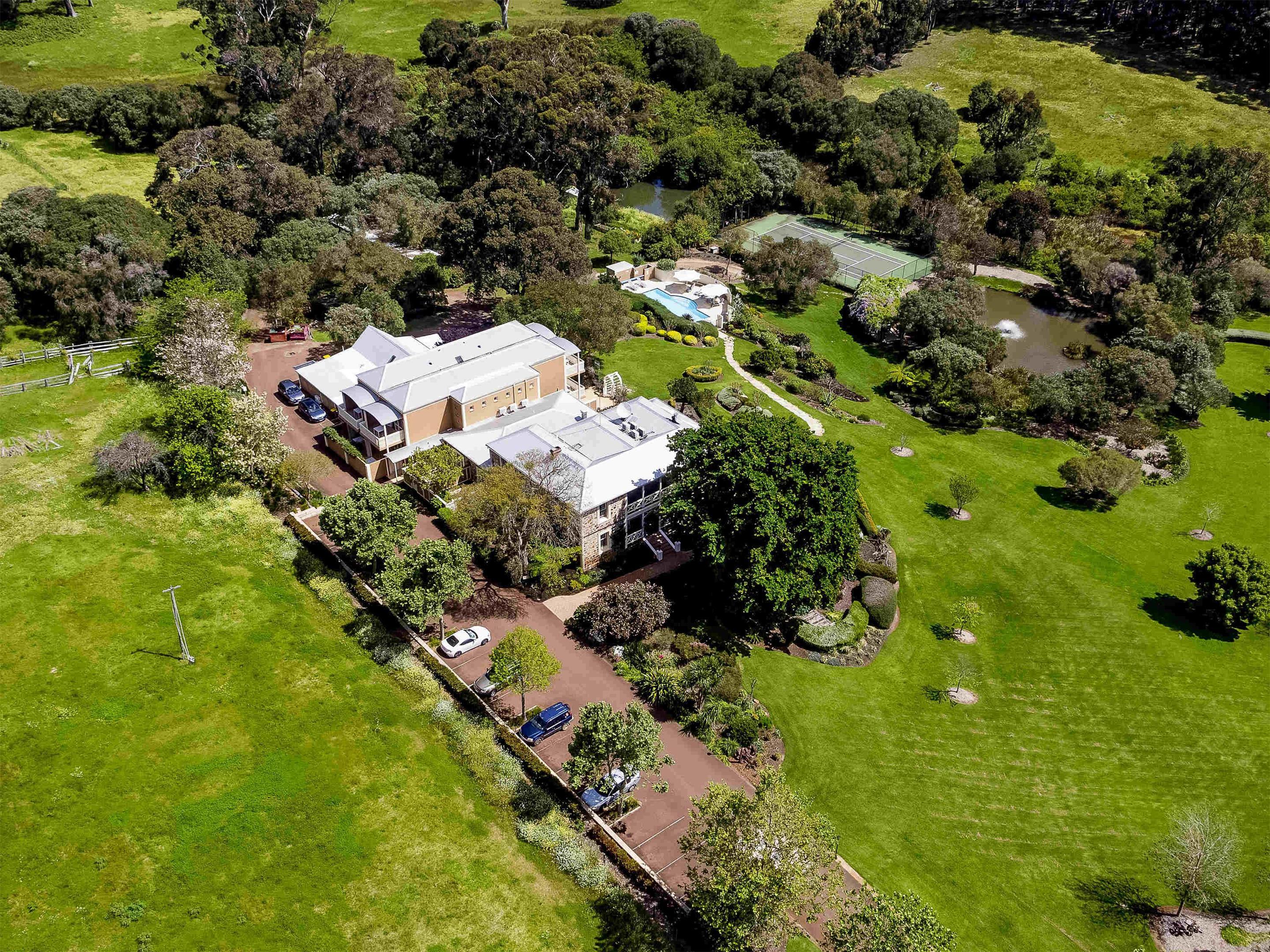 Grand Mercure Basildene Manor