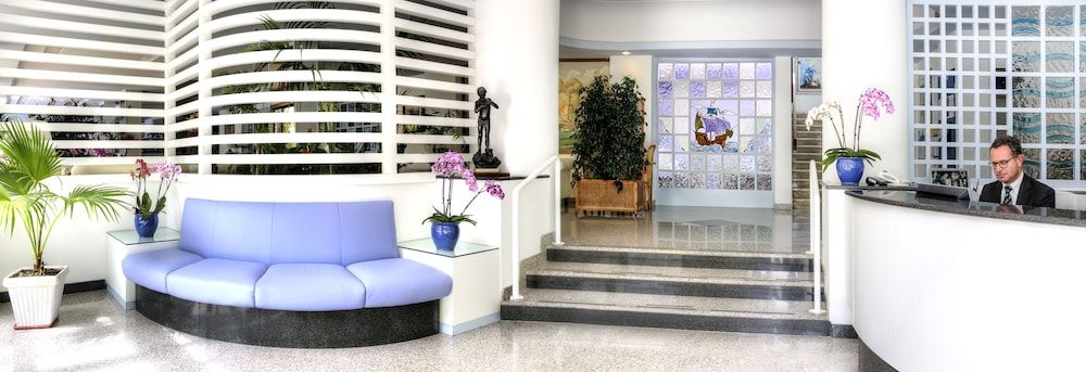 Hotel Caravel — image 1 of 1