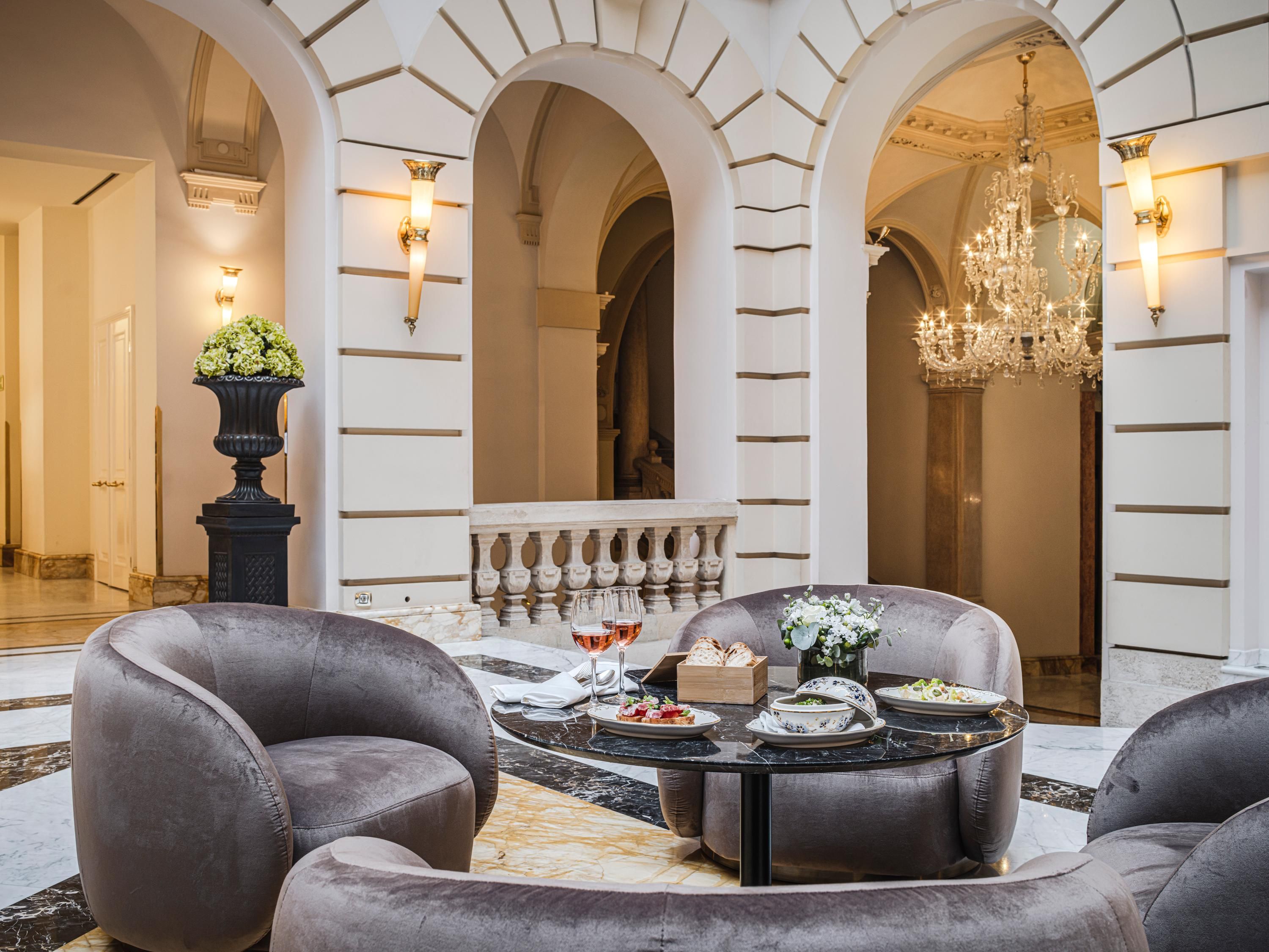 Anantara New York Palace Budapest Hotel