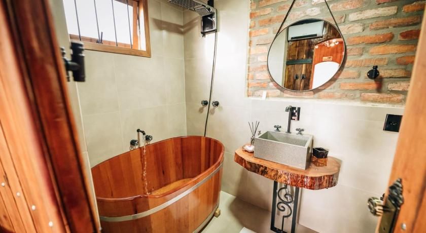 Pipas Terroir & Domos Perlage - Experiências Únicas no Vale dos Vinhedos