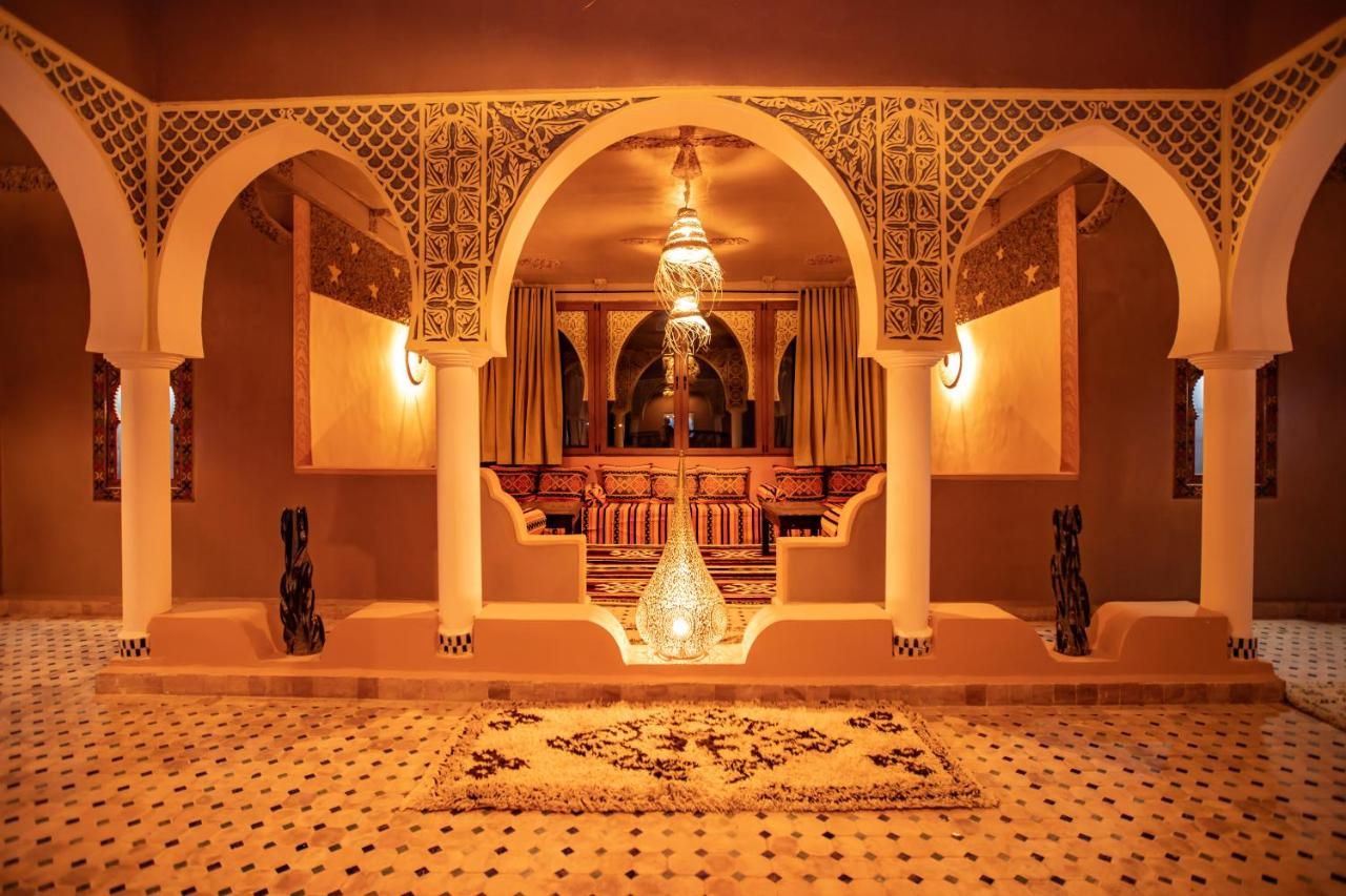 Traditional Riad Merzouga Dunes