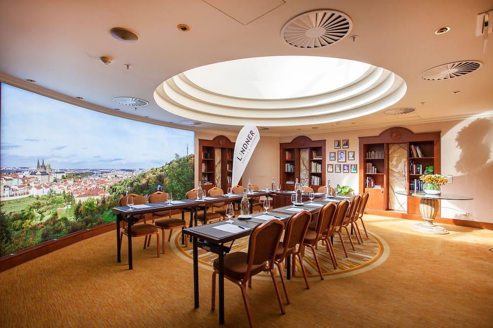 expediav2-679788-328bea-513374 Lindner Hotel Prague Castle