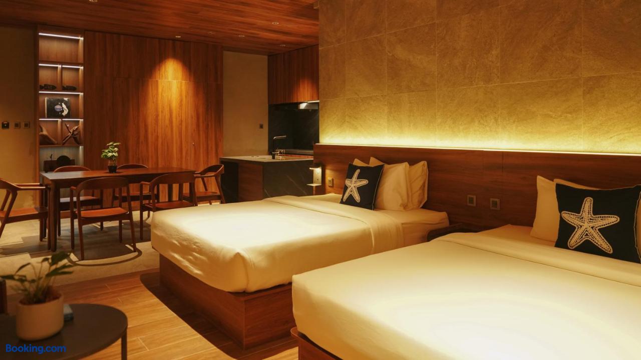booking-1071323977-638832815-887692 Piece Lio from Japan Managed by H Hospitality Group