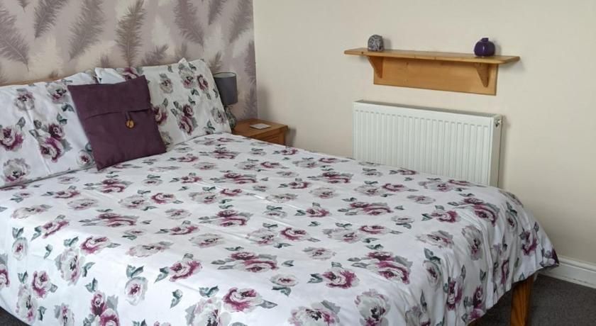 Cleasewood Guest House