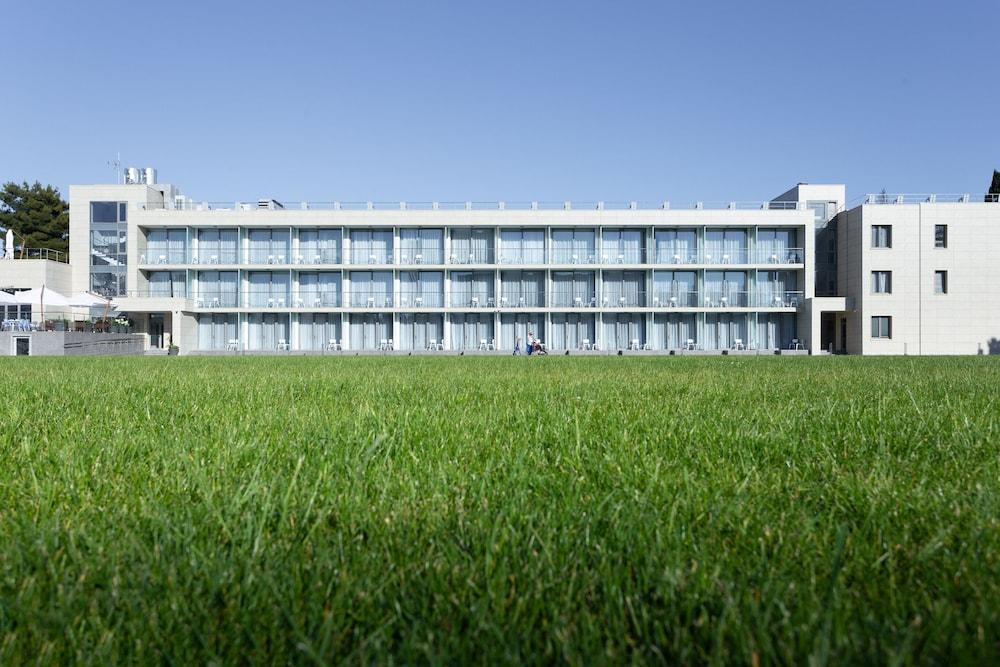 sembo-2066716-8698aa-971227 Sport Inn Hotel