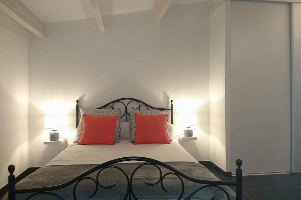 New villa with garden area and modern fitted kitchen Corsica - Belgodère visuel 3/5