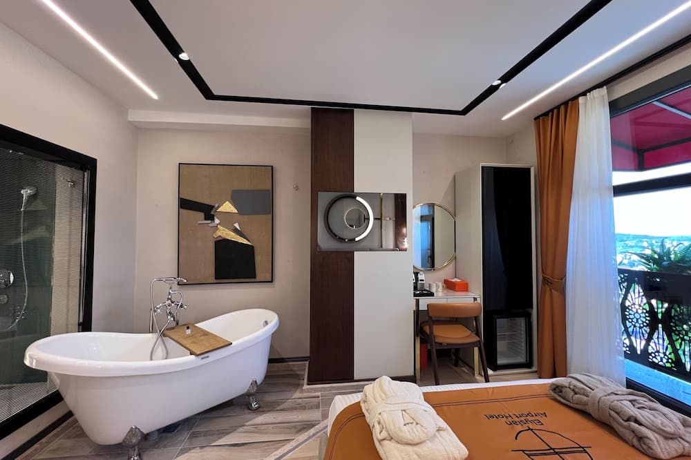 Elysian Airport Hotel