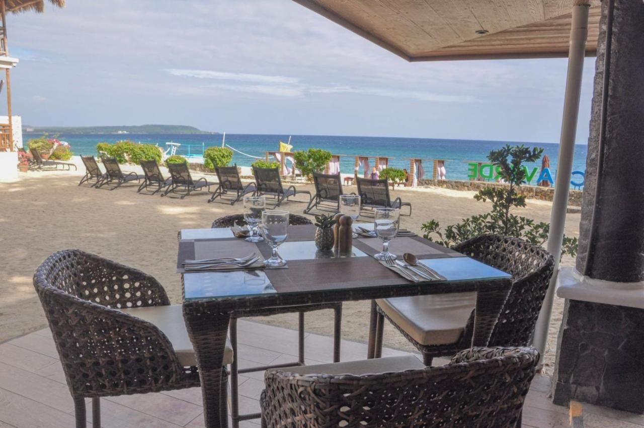 Acuaverde Beach Resort