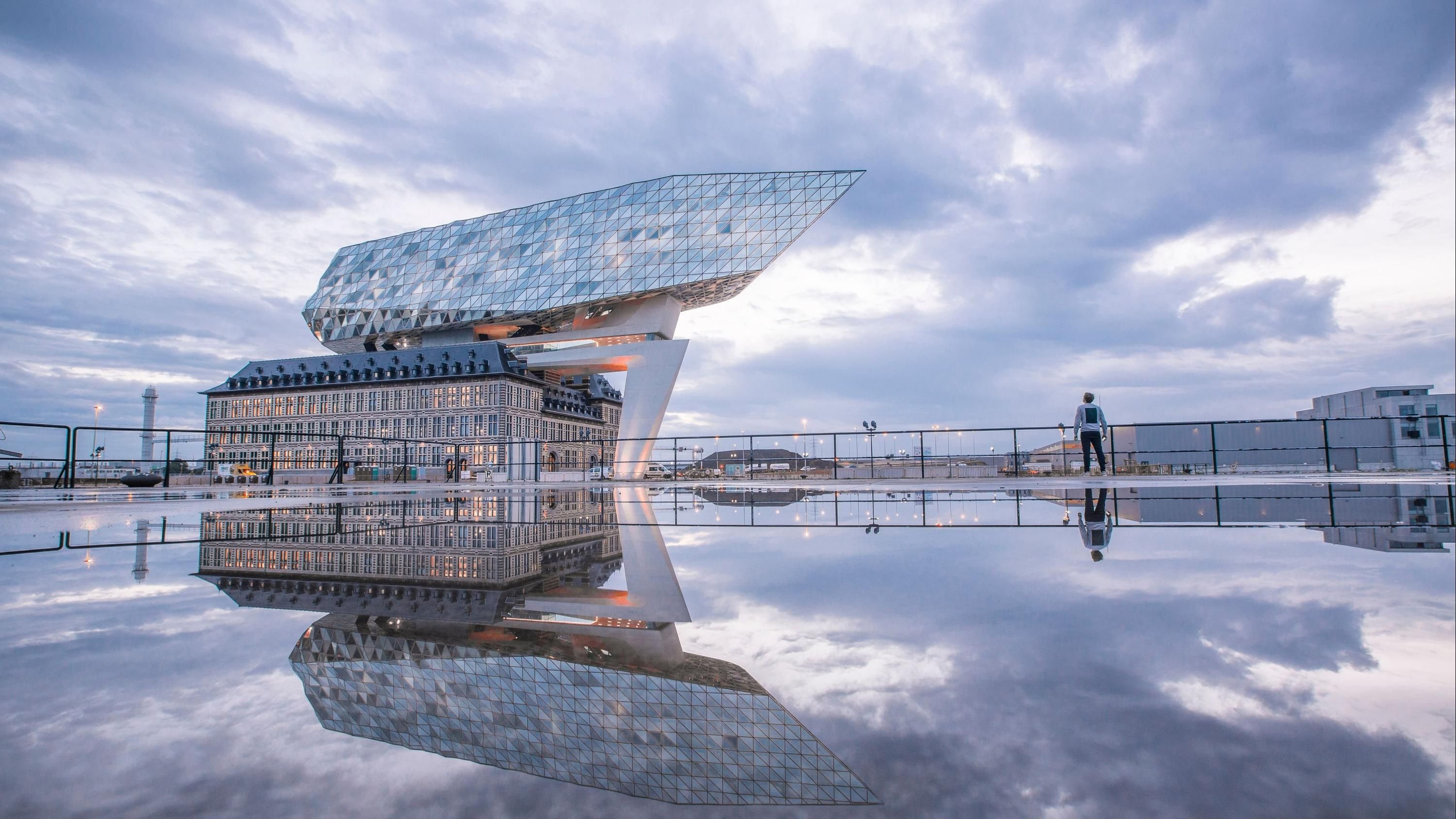 Holiday Inn Express Antwerp - City Centre By IHG