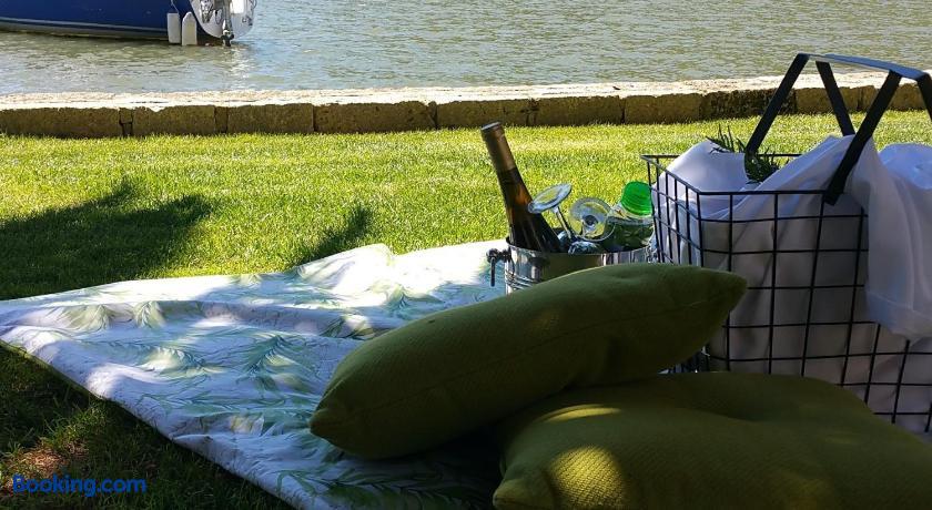 booking-2783178-298666910-170675 Douro Suites