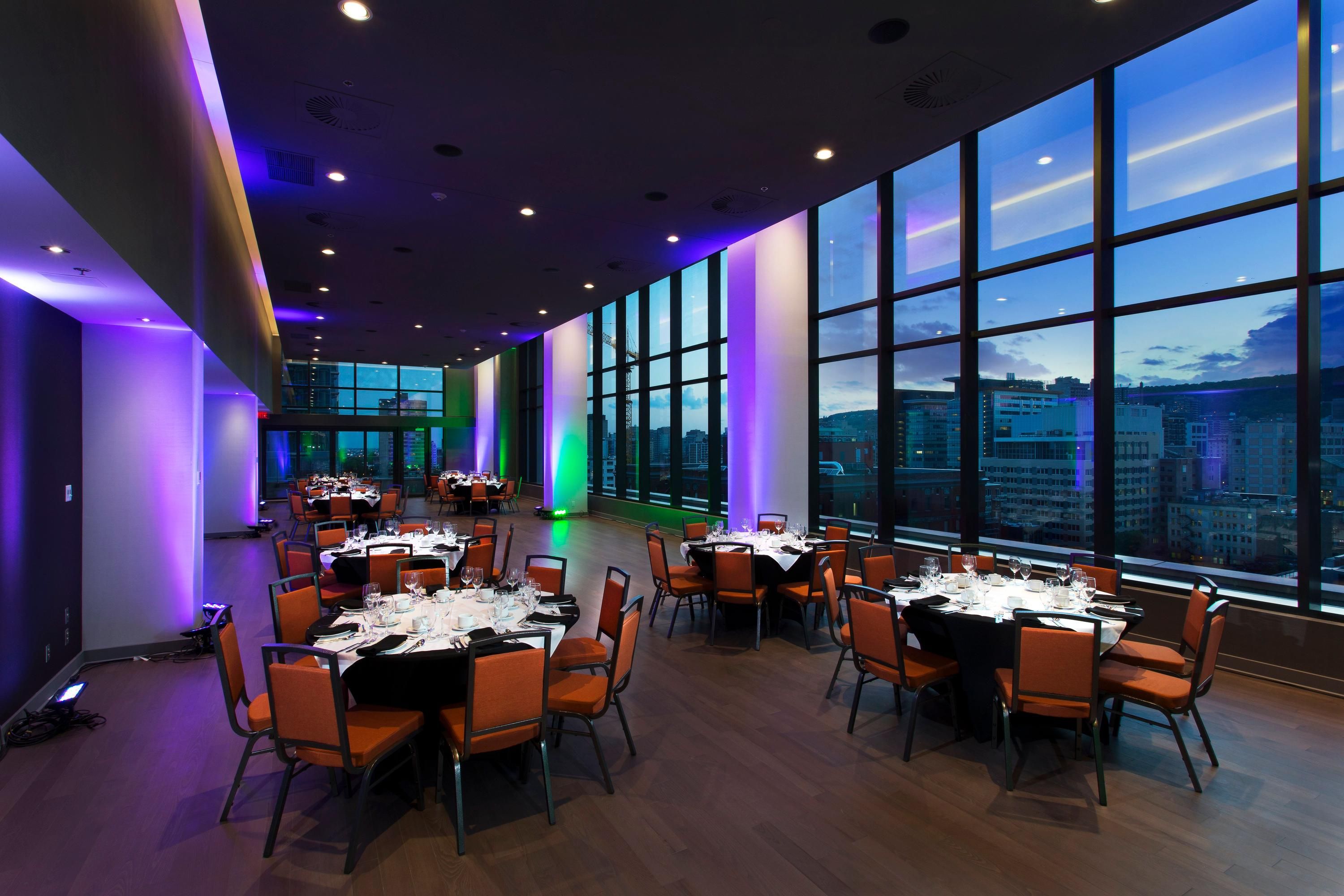 Holiday Inn Hotel & Suites - Montreal Centre-ville Ouest by IHG — image 1 of 1