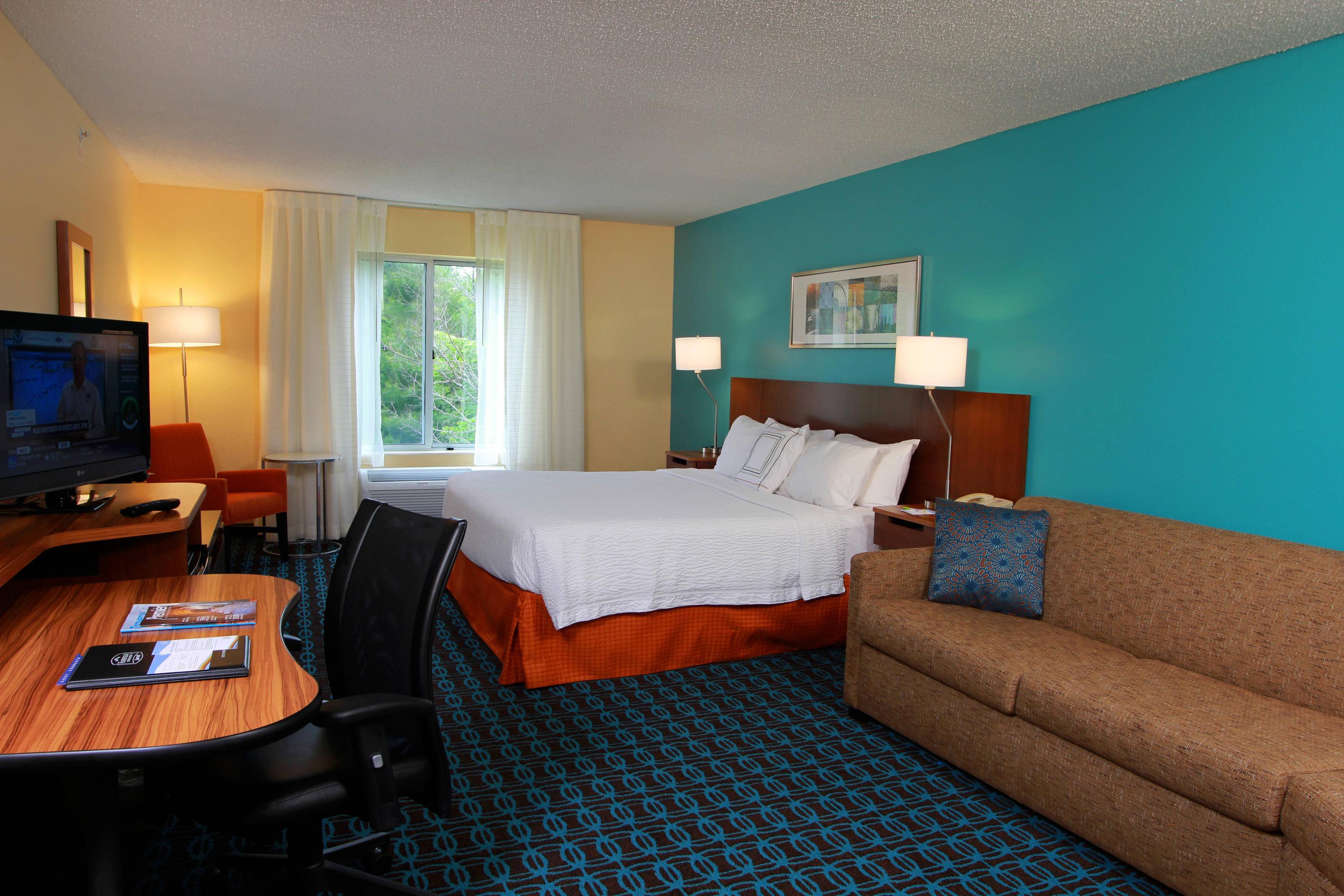 Fairfield Inn & Suites by Marriott Traverse City $143 ($̶2̶3̶7̶ ...