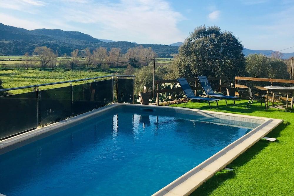South Corsica, air-conditioned villa, heated pool, panoramic view 3bed,6 pers. Corsica - Serra-di-Ferro visuel 3/5 South Corsica, air-conditioned villa, heated pool, panoramic view 3bed,6 pers. Corsica - Serra-di-Ferro visuel 3/5