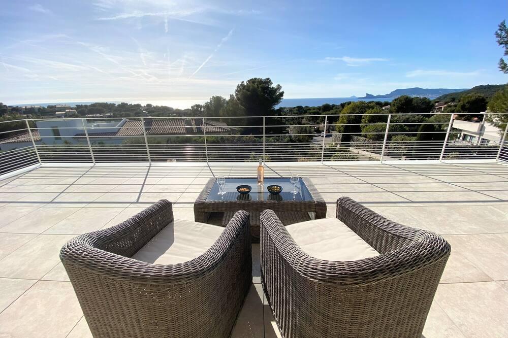 Exceptional villa, Domaine de Port D'Alon, superb sea view and private pool. Provence-Alpes-Côte d'Azur - Saint-Cyr-sur-Mer visuel 5/5 Exceptional villa, Domaine de Port D'Alon, superb sea view and private pool. Provence-Alpes-Côte d'Azur - Saint-Cyr-sur-Mer visuel 5/5