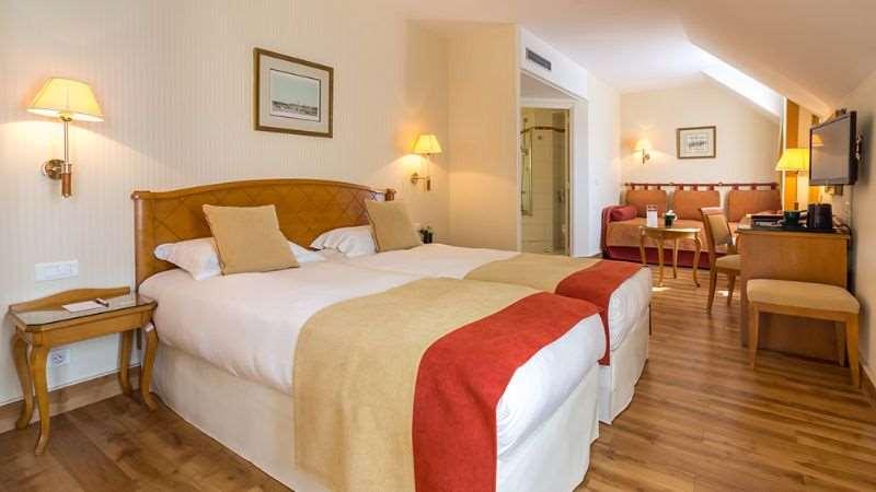 ice-145267-d0fcfb-537992 Hotel Etats Unis Opera