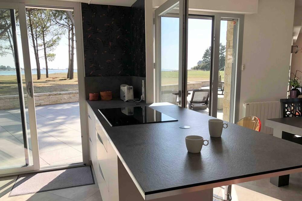 Large sea view villa with Jacuzzi Bretagne - Tour-du-Parc visuel 2/10 Large sea view villa with Jacuzzi Bretagne - Tour-du-Parc visuel 2/10