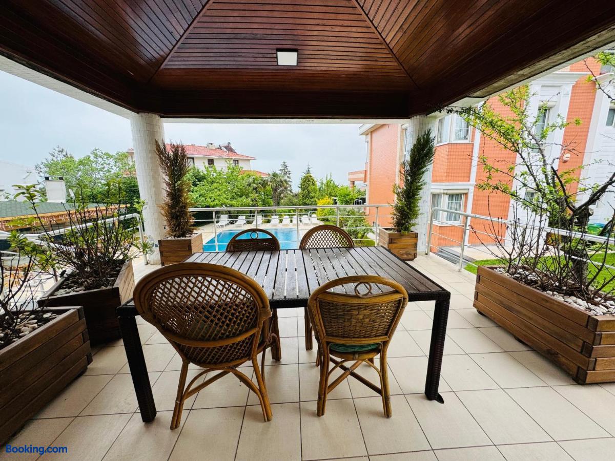 booking-1071604422-552006190-463573 Treekos Suite Hotel Istanbul Airport