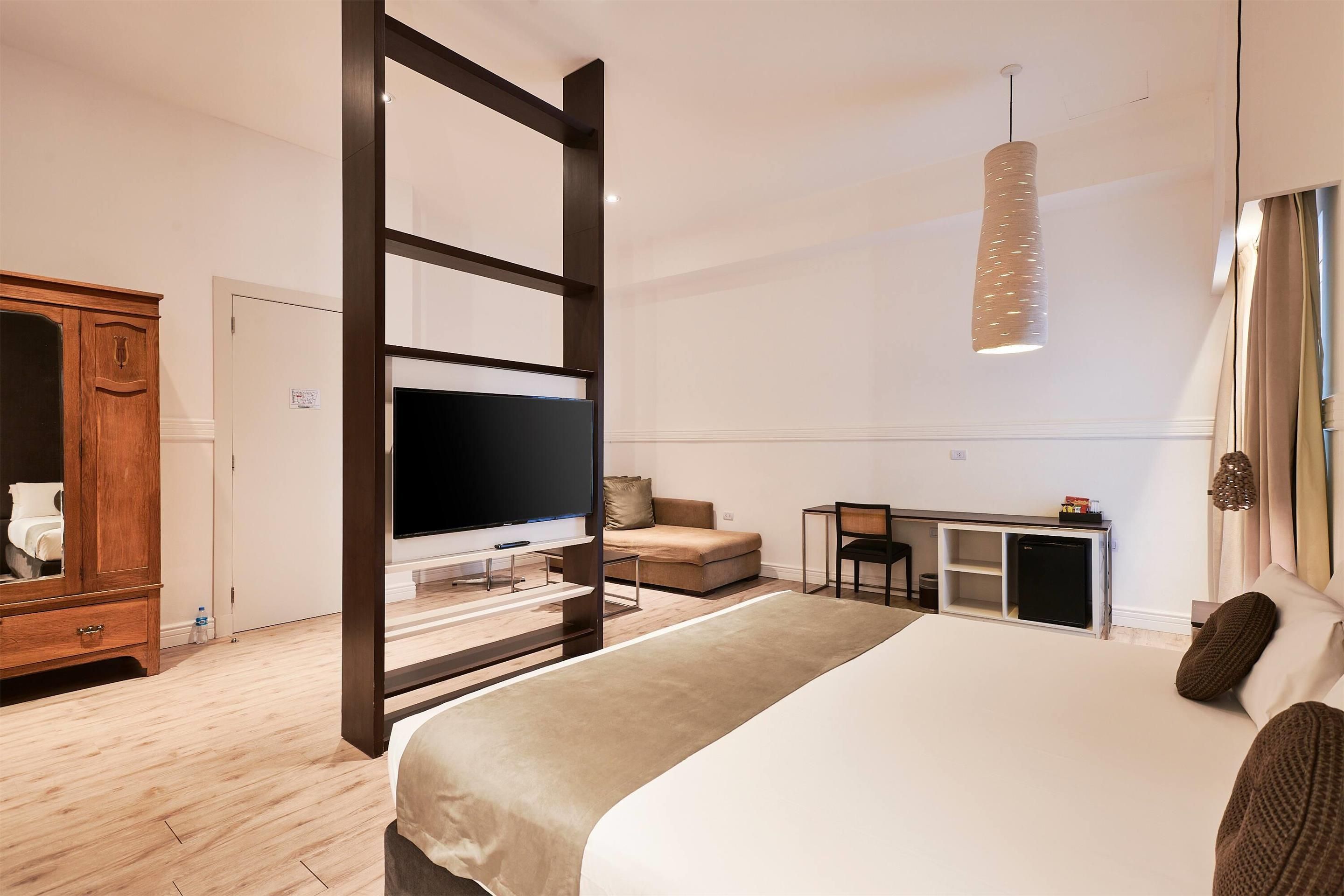 Hotels near La Bola de Nieve (Rosario) from $37/night - KAYAK