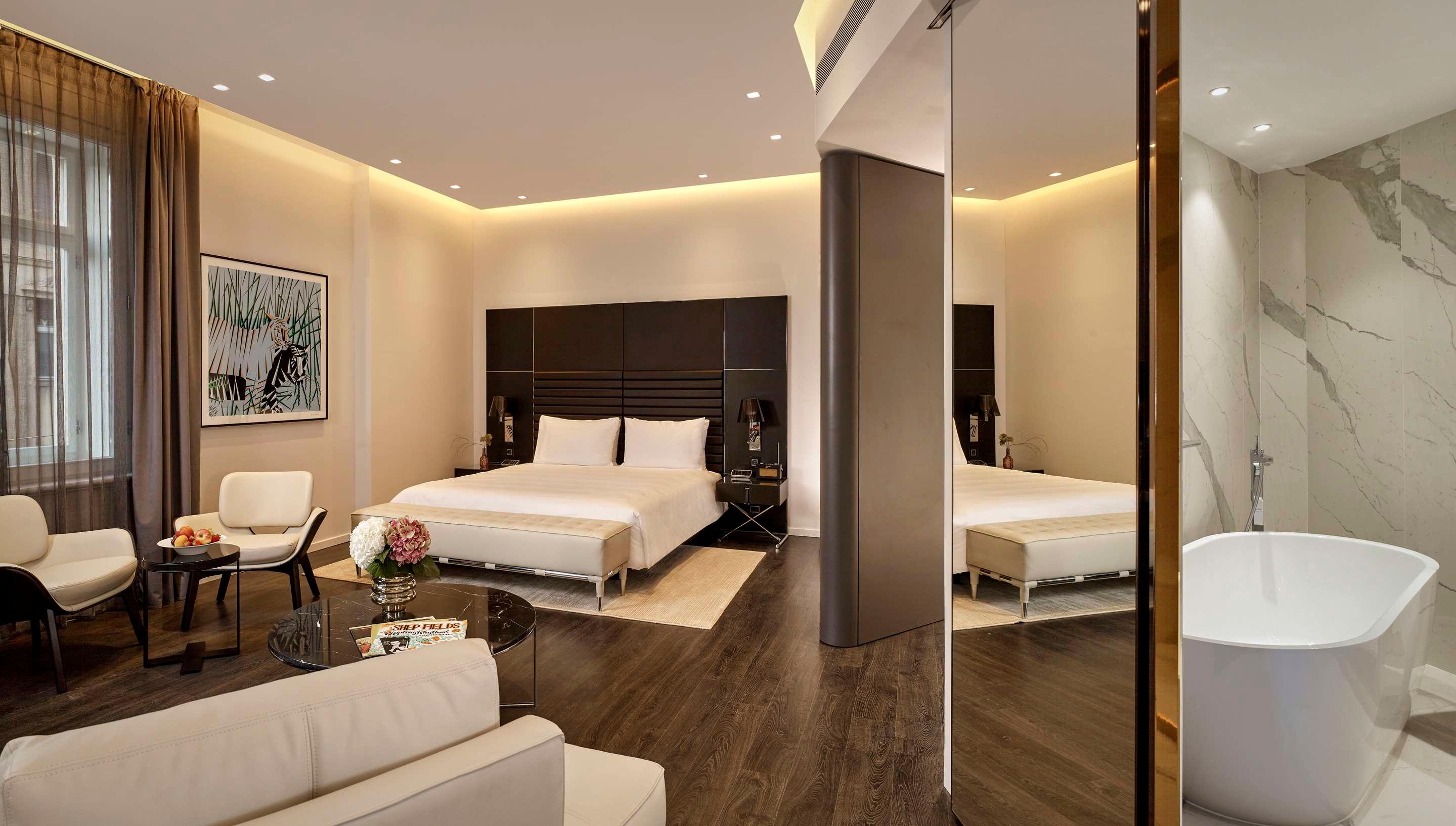 ice-10299400-108795745-613685 art'otel Zagreb