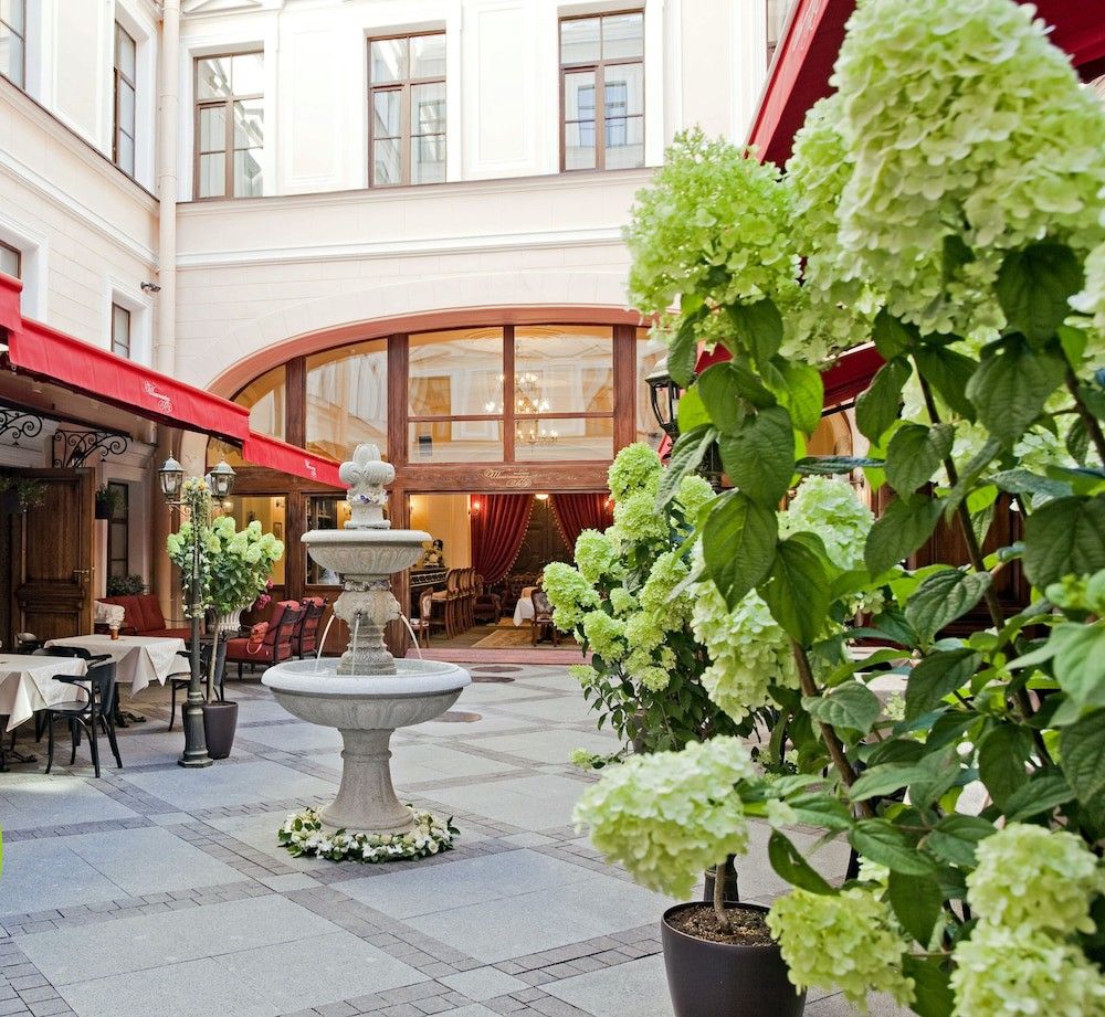 sembo-2407260-8697c2-258853 Ekaterina Hotel