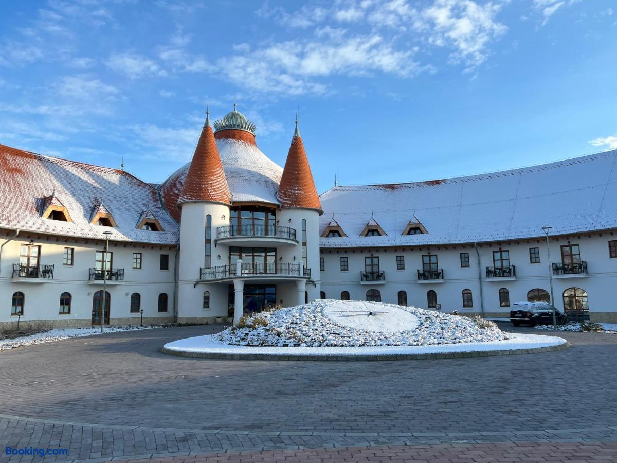 booking-9334937-605025074-595060 Hungarikum Hotel