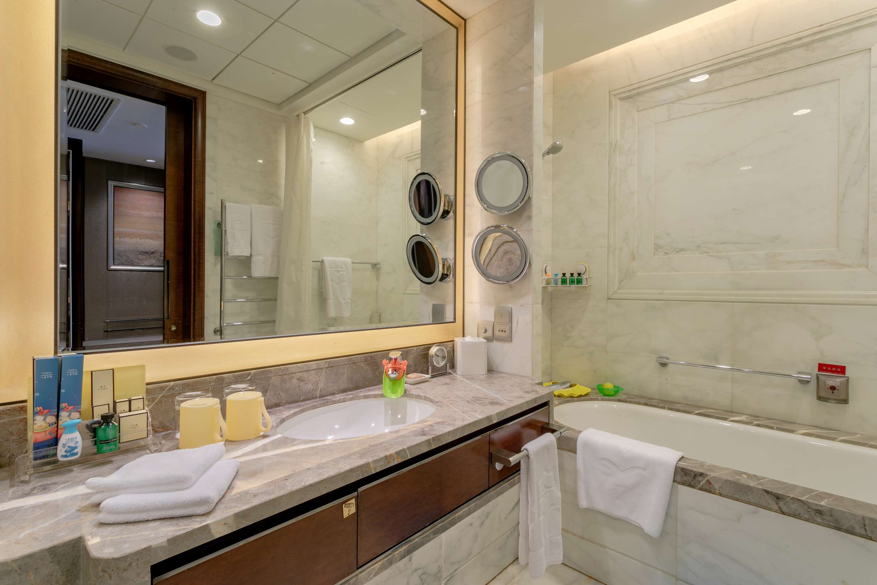 Shangri-La Shenyang